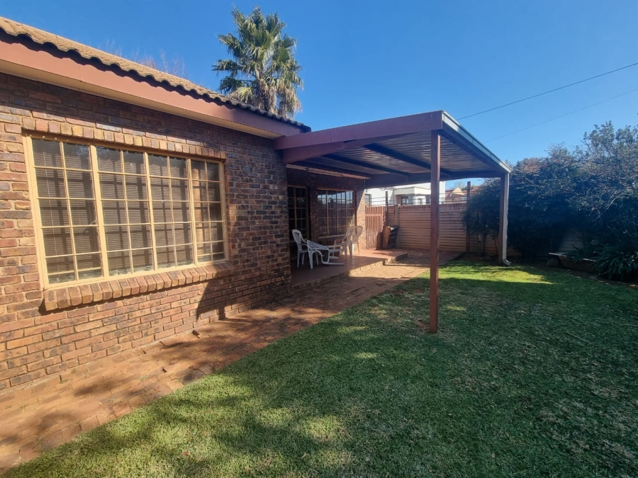 3 Bedroom Property for Sale in Vaalpark Free State